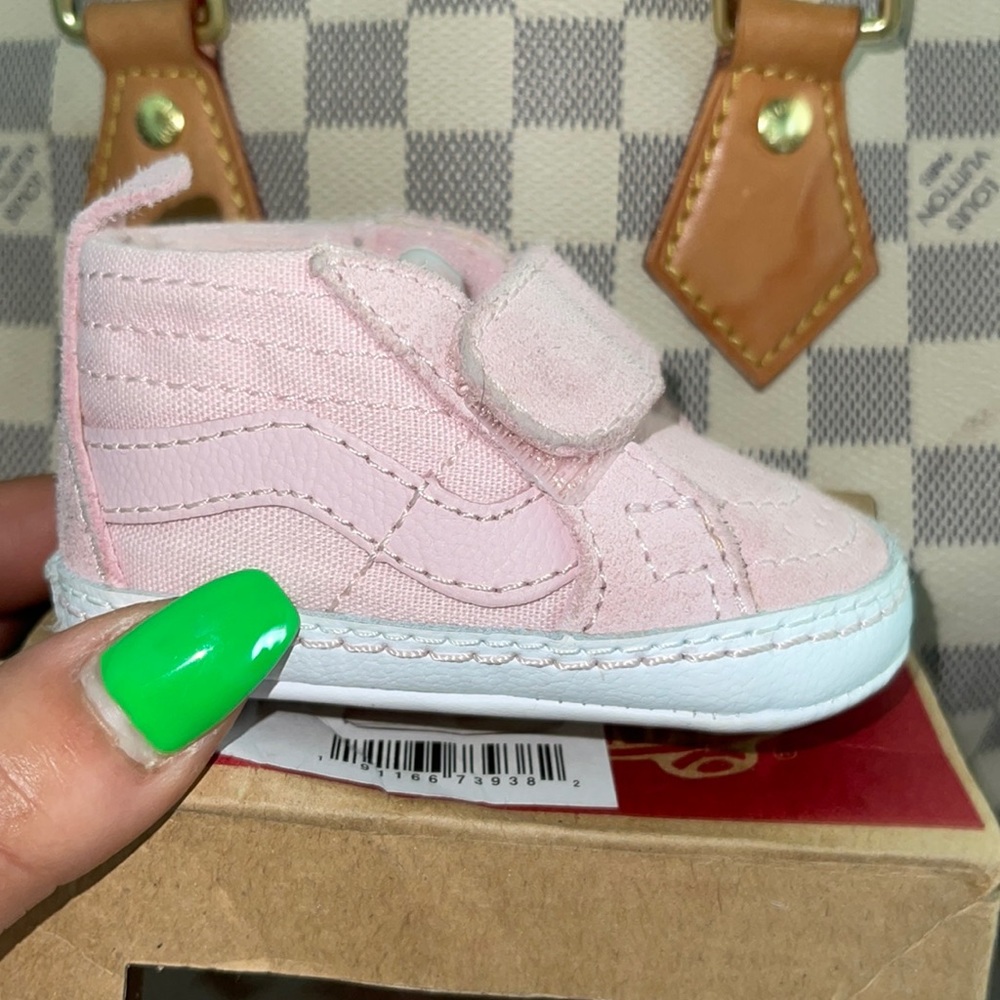 💖💖Vans Sk8-Hi Crib Shoe💖💖